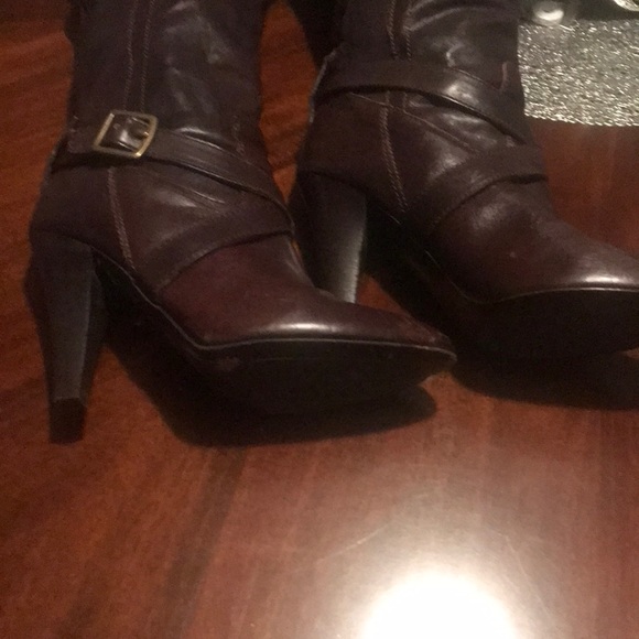 Coach Boots - Picture 5 of 6